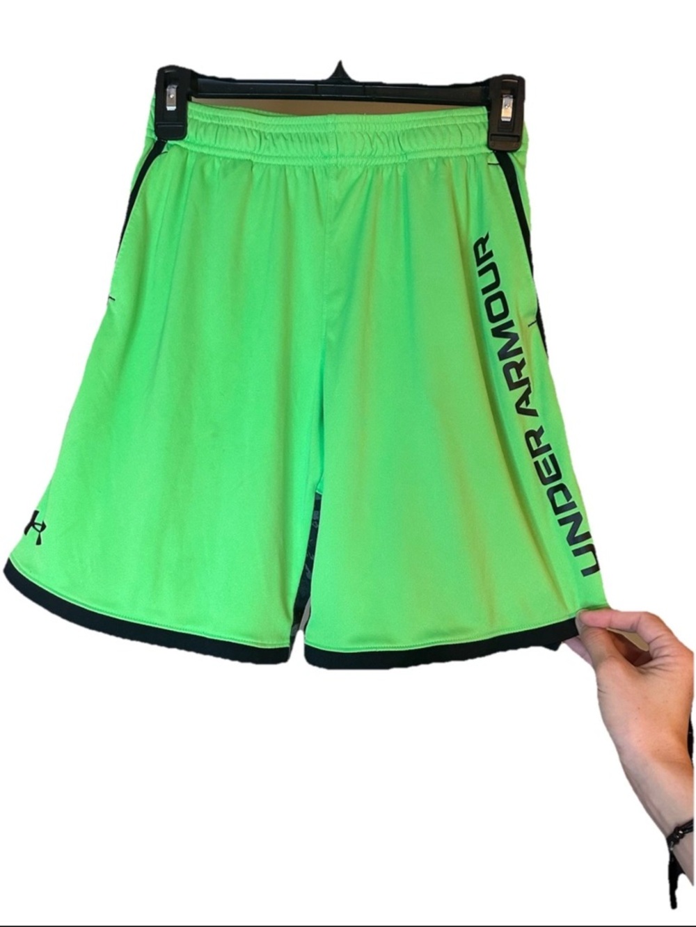 Under Armour Stunt 3.0 Green Performance Athletic Shorts Youth Large